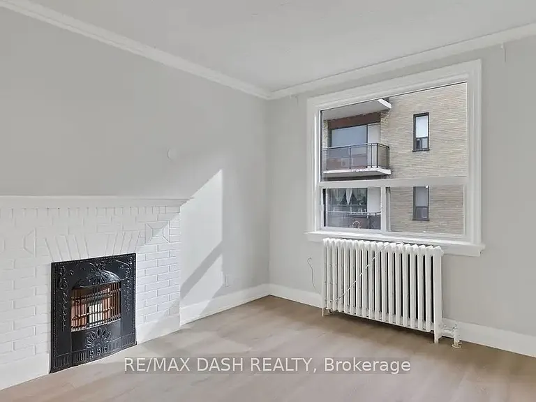 50 Raglan Ave #5 — Photo 29