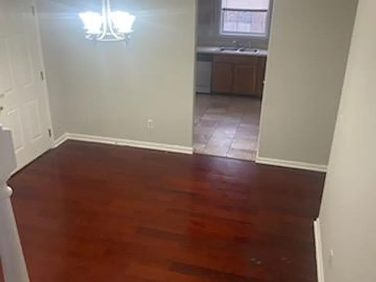 4866 Fenbrook Dr — Photo 10