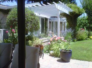 657 Torwood Ln, Los Altos, CA 94022
