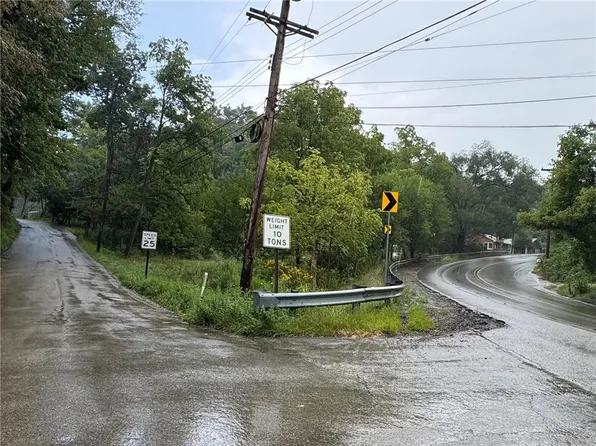 500 Conway Wallrose Rd, Freedom, PA 15042