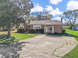 286 Grove St, Clinton, SC 29325