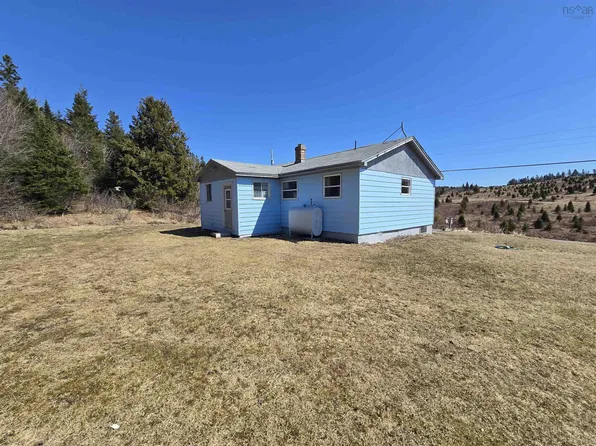9273 Highway 16, Cooks Cove, NS B0H 1N0