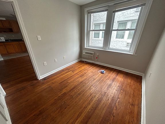 3rd image of 3416 Spring Garden St #A21