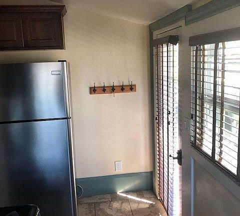 5th image of 1755 2nd Ave APT 4