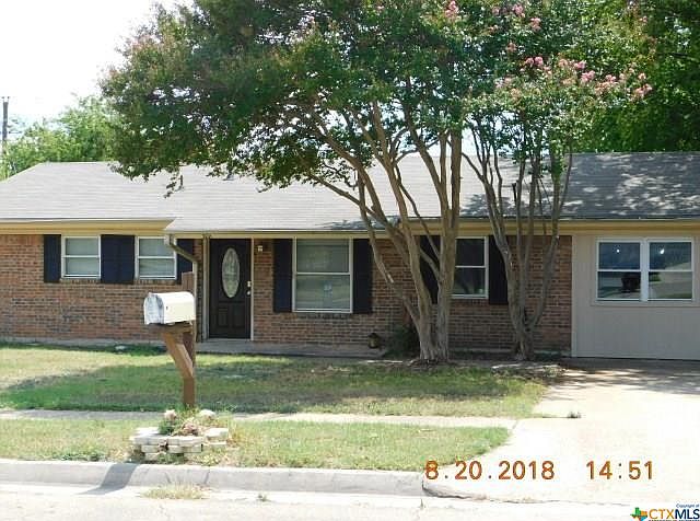 2nd image of 306 E Avenue B