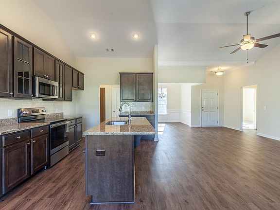 328 St Andrews Kitchen And LR 2