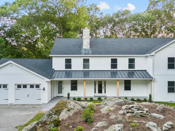 60 Woodfield Road, Woodbridge, CT 06525