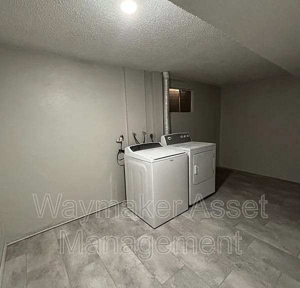 3495 Montebello Dr W — Photo 12