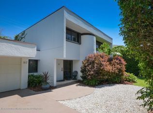 317 Monceaux Rd, West Palm Beach, FL 33405