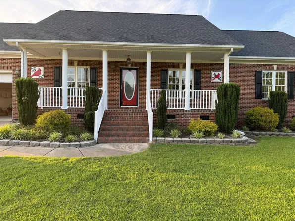 182 Mels Meadows Dr, Fuquay Varina, NC 27526