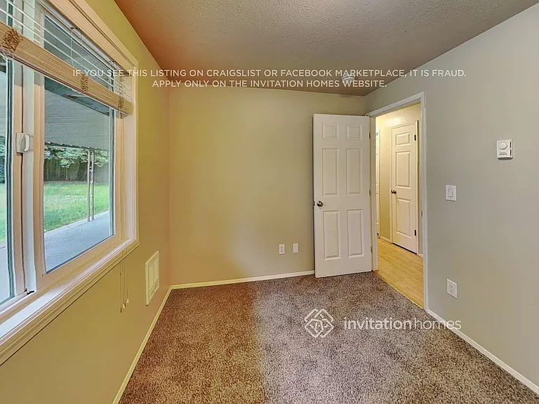 5823 60th Dr NE — Photo 15