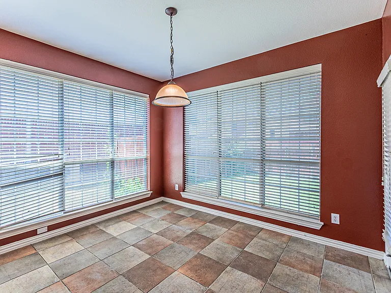 6801 Amesbury Ln — Photo 14