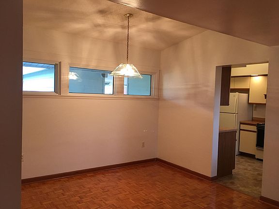 3rd image of 5639 Grapevine Dr