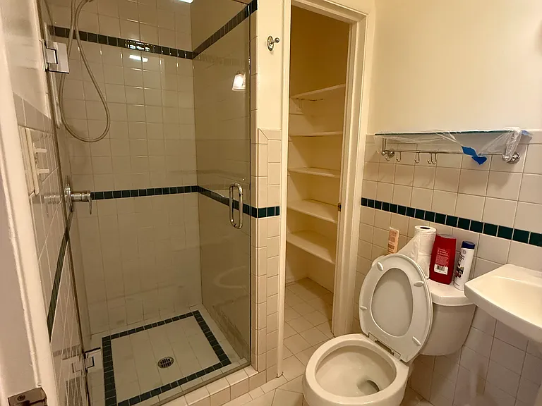 2077 Jackson St #105 — Photo 10