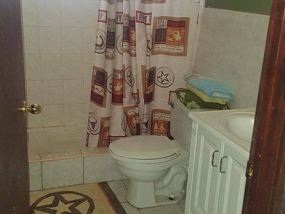 5th image of 408 N Gleim St