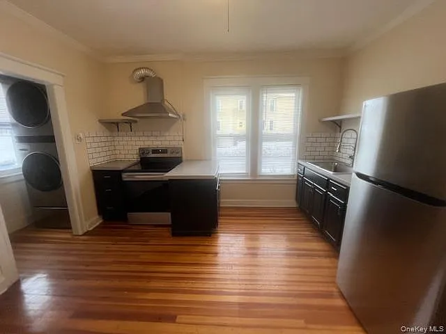 18 Innis Ave #1 — Photo 1