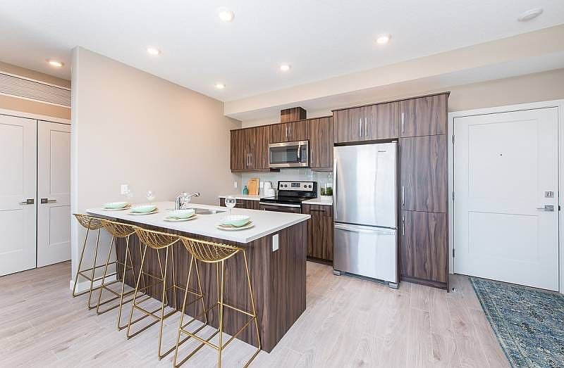 Edmonton Apartment for rent - 2 Bedrooms — photo 8