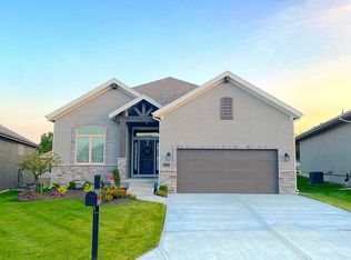 22157 W 120th Ter, Olathe, KS 66061