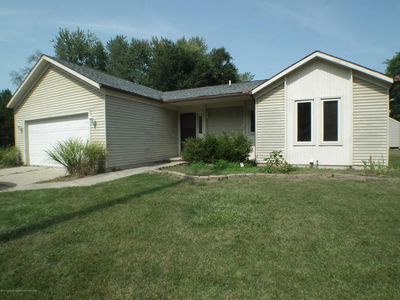 3000 Delta River Dr, Lansing, MI, 48906
