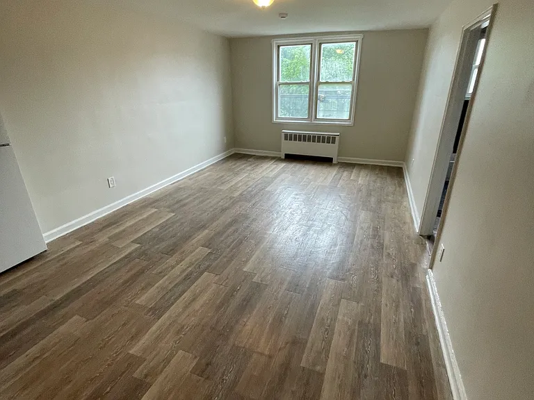 103 Chancellor Ave #A51 — Photo 1