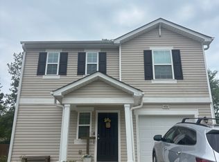 486 Old Salem Dr, Spring Lake, NC 28390