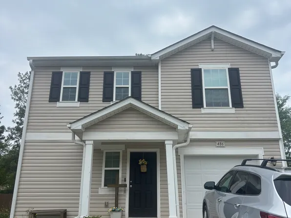 486 Old Salem Dr, Spring Lake, NC 28390