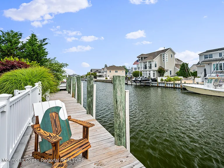 212 Helm Rd — Photo 44