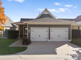 9529 W Center Rd, Omaha, NE 68124