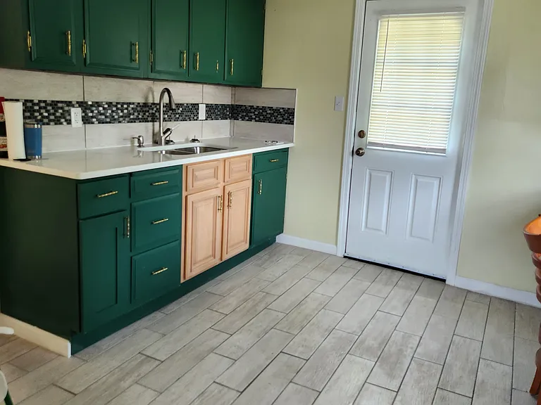 kitchen left side