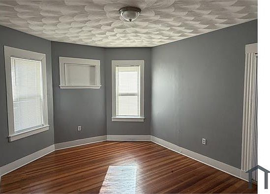 3rd image of 1519 Blue Hill Ave #1