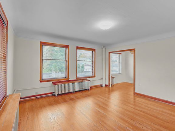 5th image of 2124 California Ave SW #102627