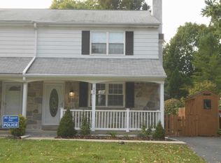 689 S 6th Ave, Royersford, PA 19468