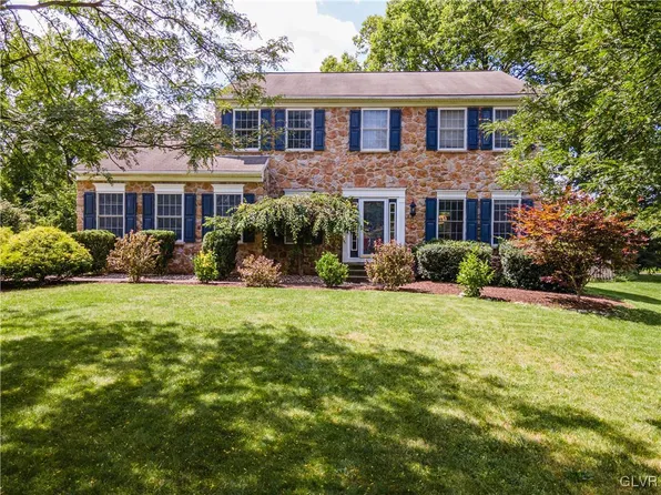 2530 Steele Ln, Easton, PA 18040