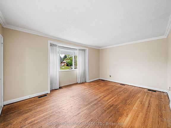 5th image of 27 Sunray Cres