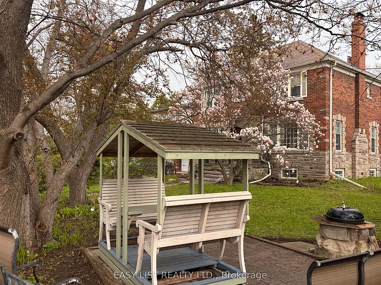 205 Ridley Blvd — Photo 11