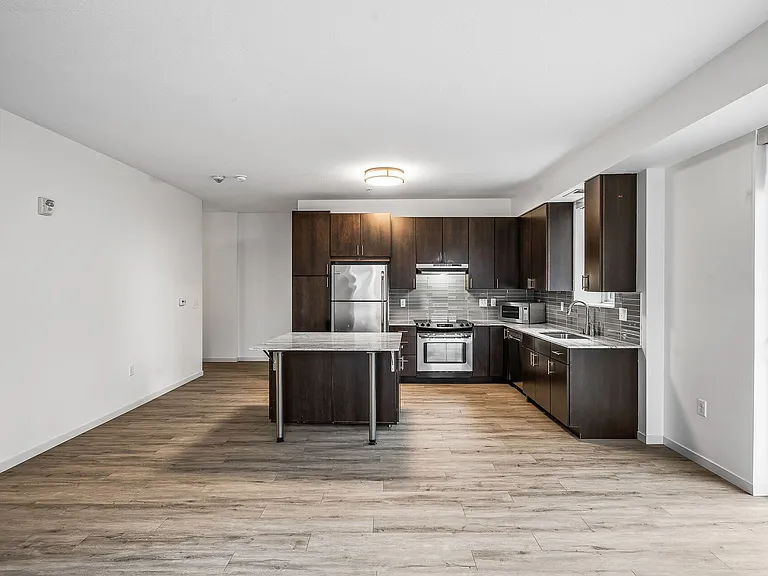 The Flats at West End — Photo 109