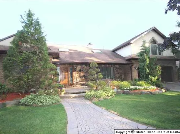 290 Koch Boulevard image 1 of 20