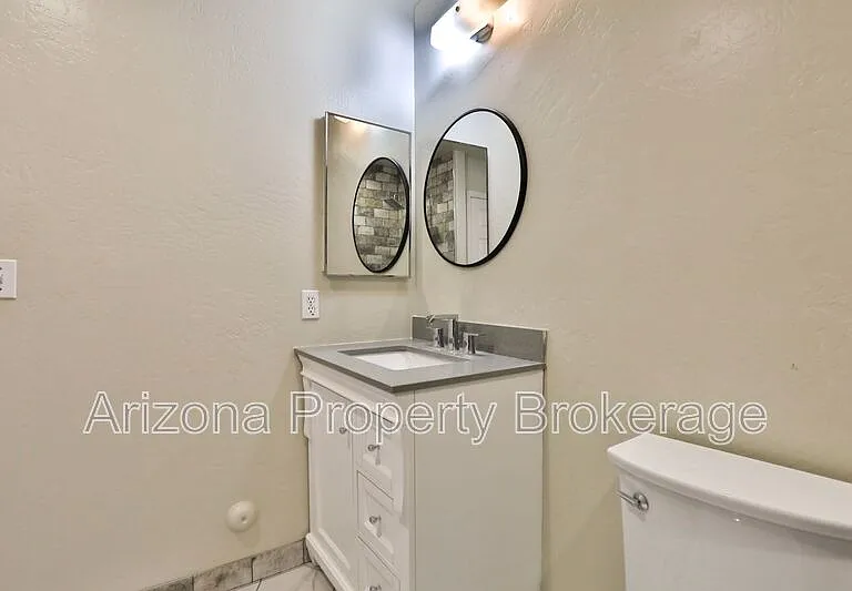 4601 E Scott Ave — Photo 18