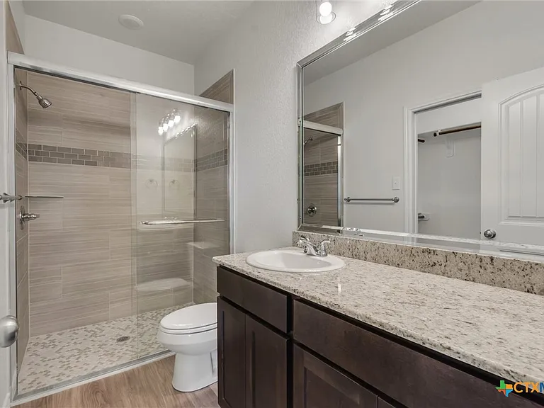 1118 Zora Dr #B — Photo 12