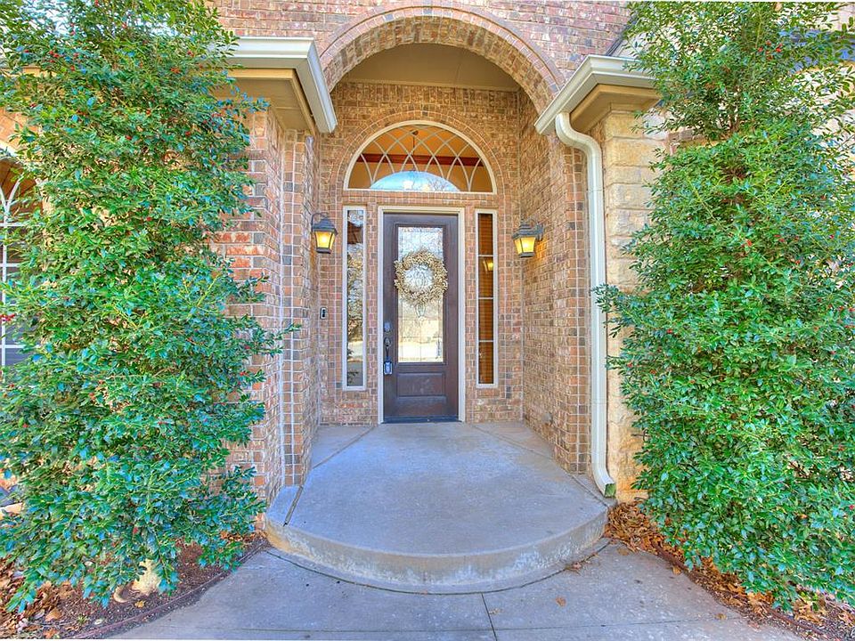 1st image of 1108 Salvo Bridge Ct