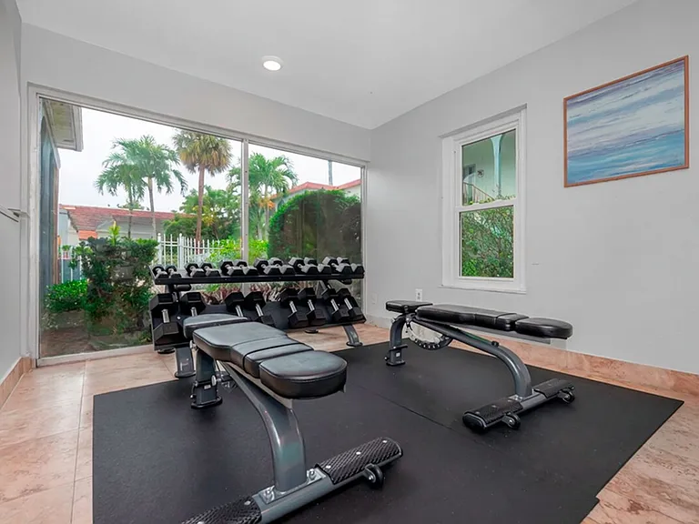 4401 W Kennedy Blvd #ID1369906P — Photo 30