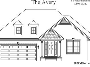 847 Jennifer Ln, South Lyon, MI 48178