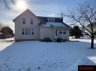 307 Lincoln St SW, Mapleton, MN 56065