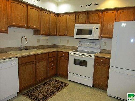5th image of 1151 Meadow View Ct Unit 3