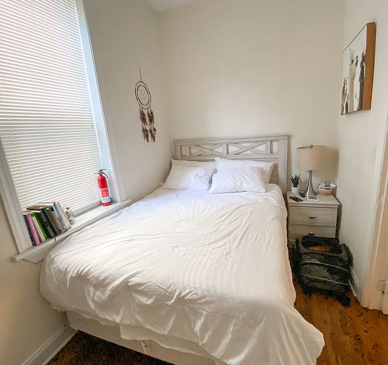 1st image of 2102 N Hoyne Ave #1711349