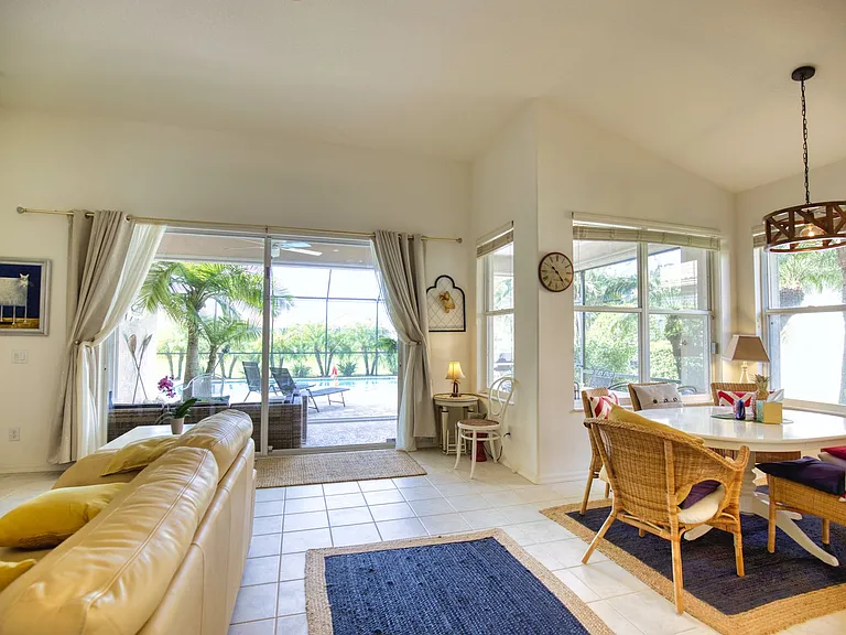 1520 San Ysidro Way — Photo 5