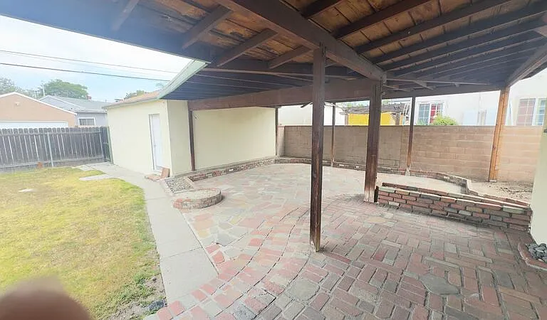 10131 Memphis Ave — Photo 17