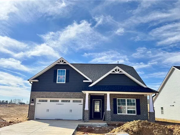 1064 Fairhaven Dr Lot 95, Mebane, NC 27302