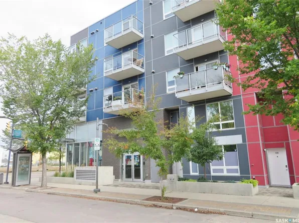 UNIT 404-404 C AVENUE S, Saskatoon, SK S7M 5M9