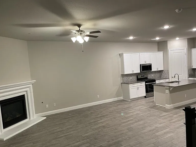 207 Suma Dr — Photo 12